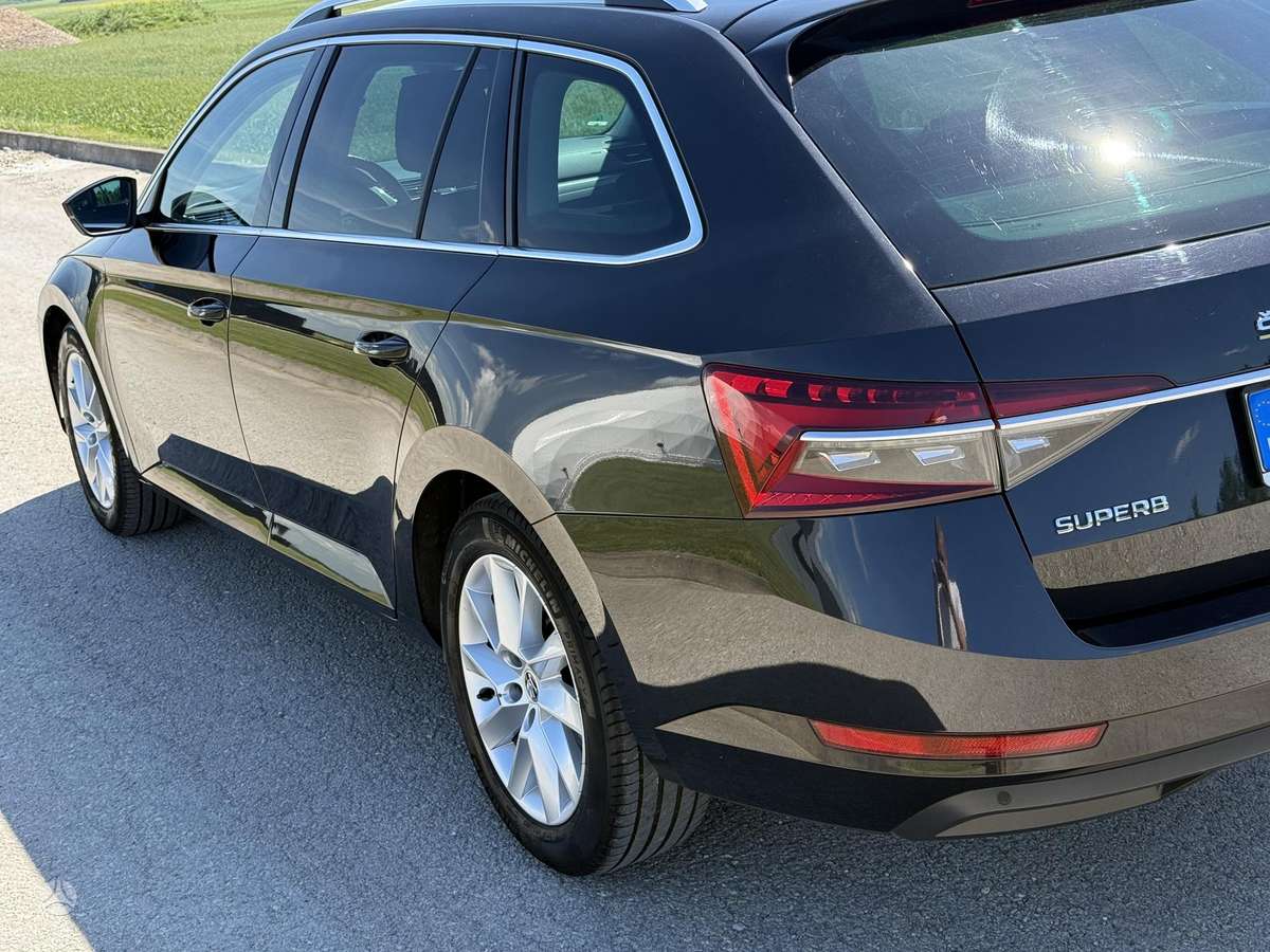 Skoda Superb, 2.0 l., Универсал