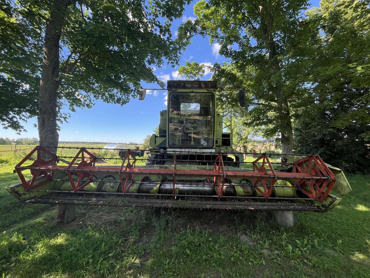 Claas Diminator 105, kombainai