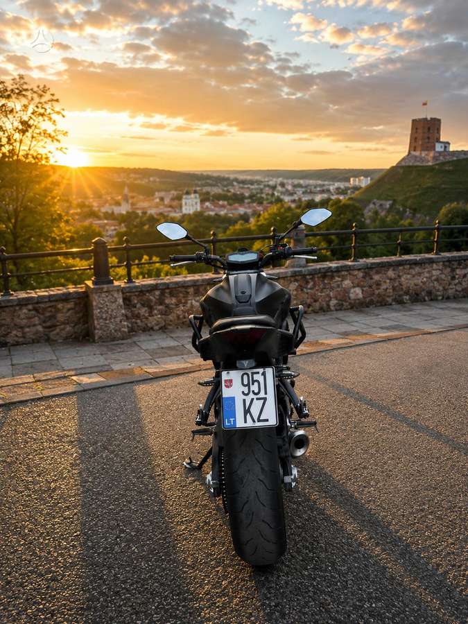 Yamaha MT 07 689cc, street / classic