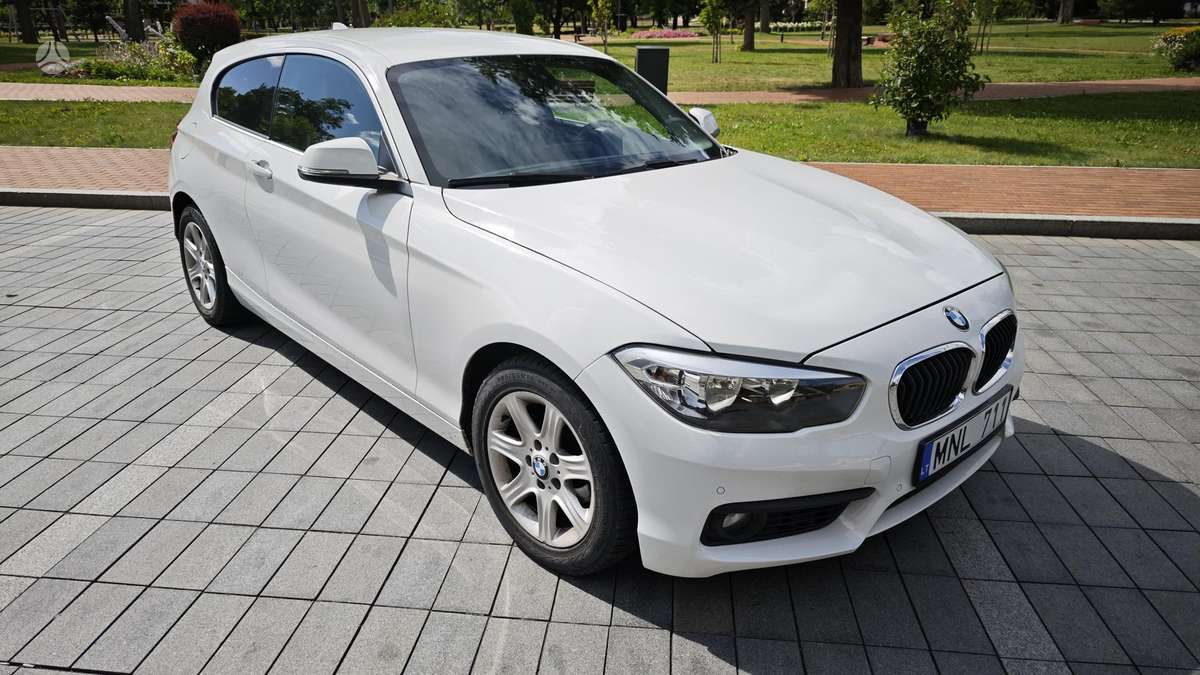 BMW 114, 1.6 l., hatchback