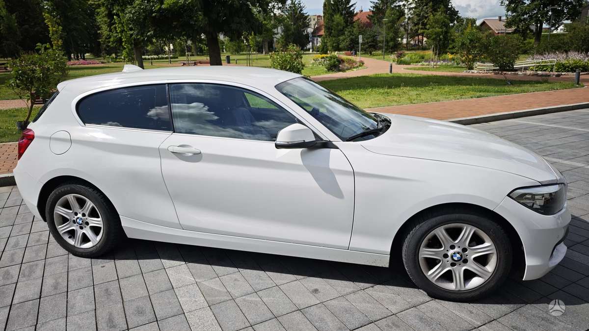 BMW 114, 1.6 l., hatchback
