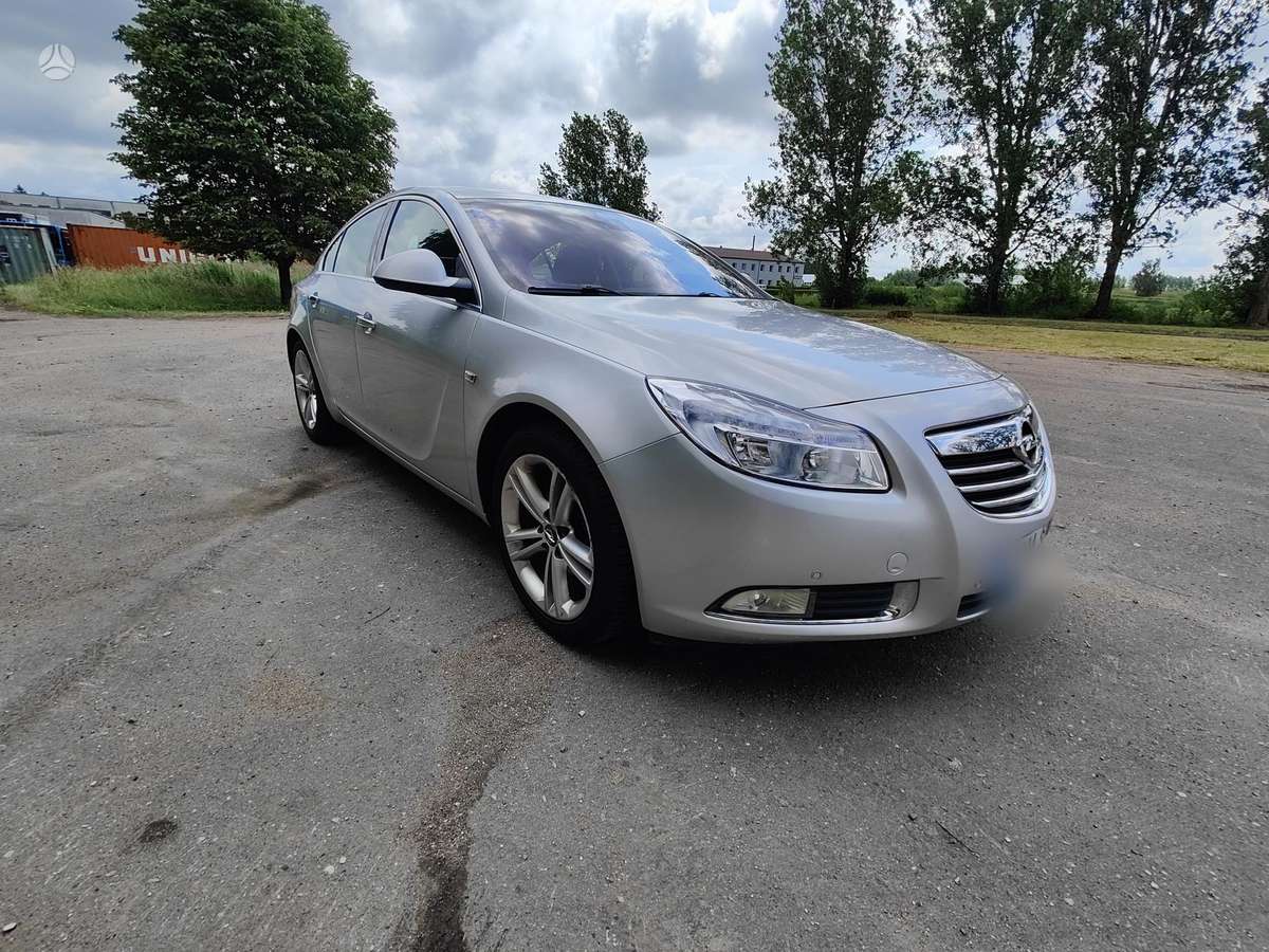 Opel Insignia, 2.0 l., Хэтчбек