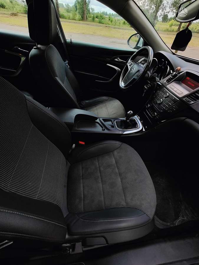 Opel Insignia, 2.0 l., Хэтчбек