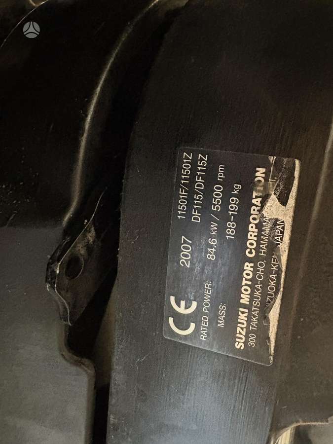 Suzuki Df 115, keturtakčiai pakabinami