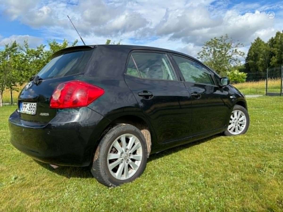 Toyota Auris, 2.0 l., hatchback