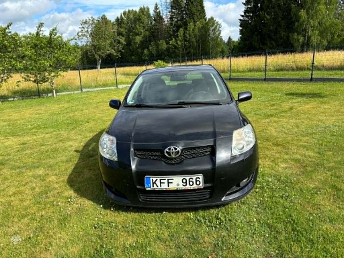 Toyota Auris, 2.0 l., hatchback