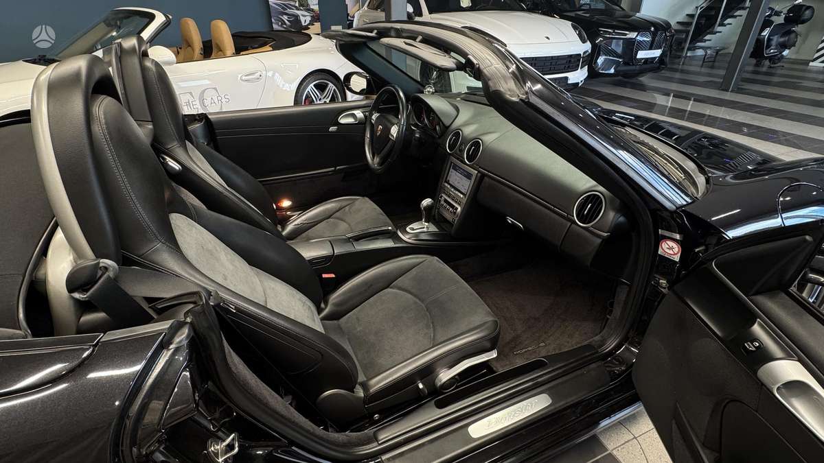 Porsche Boxster - 10