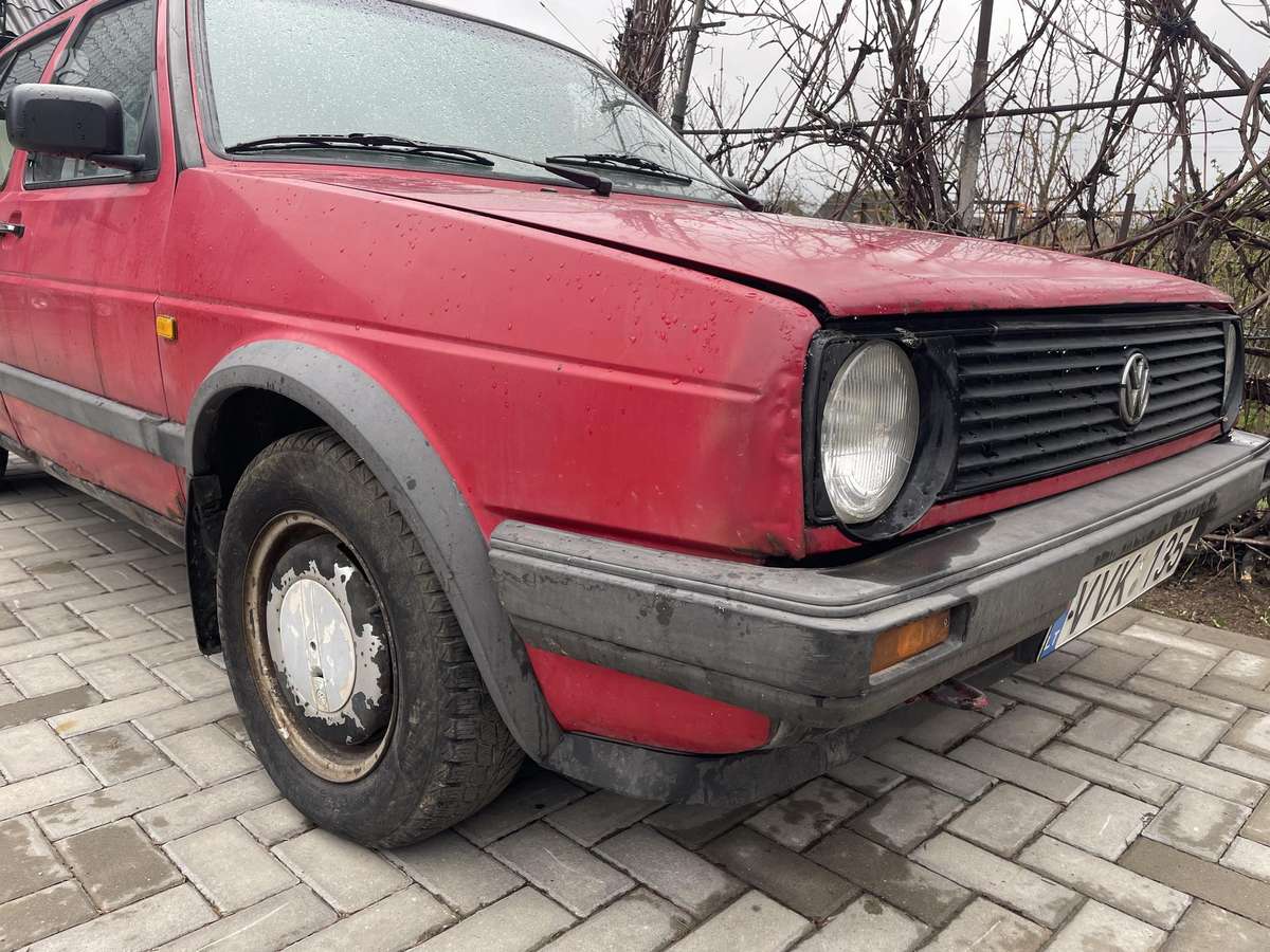 Volkswagen Golf - 9