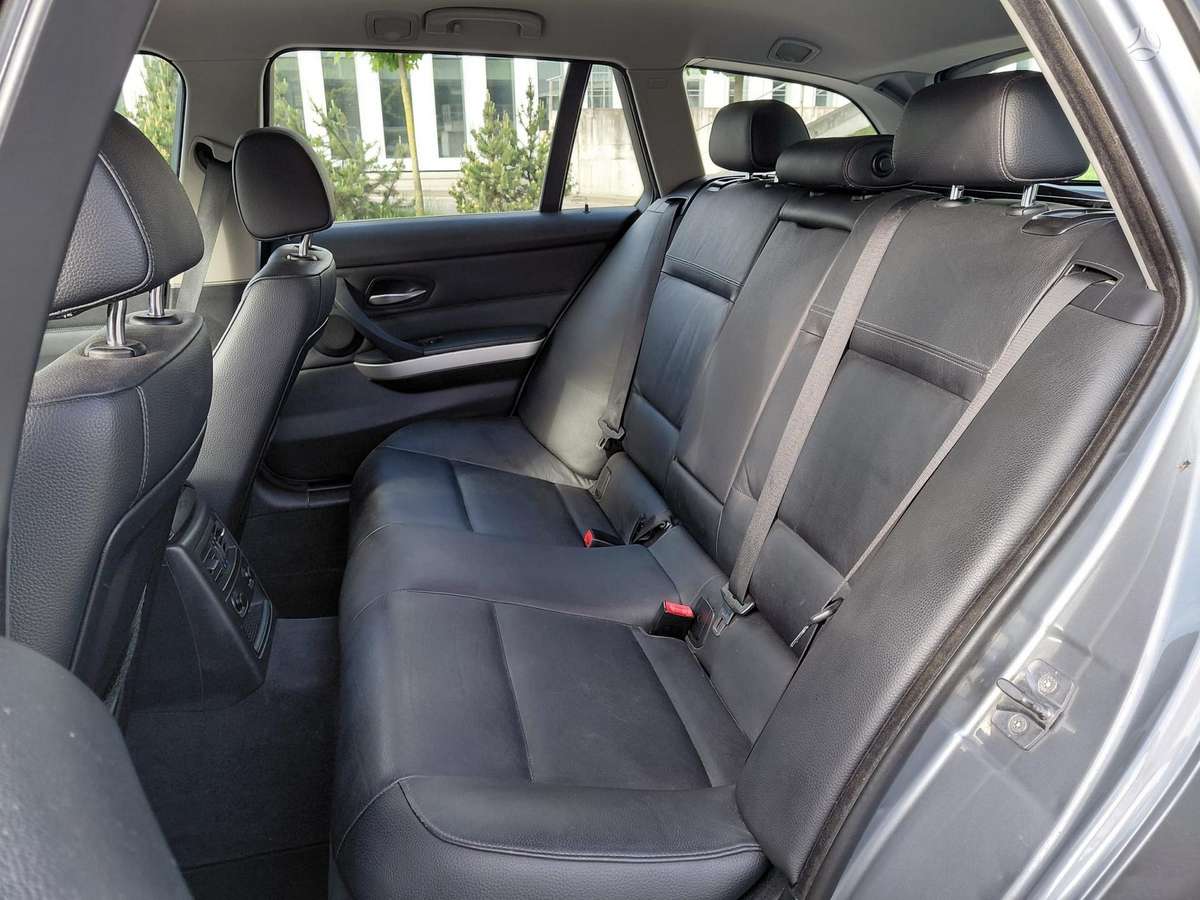 BMW 320, 2.0 l., universalas