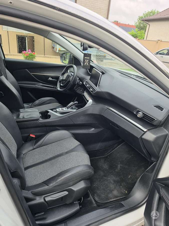 Peugeot 3008 - 5