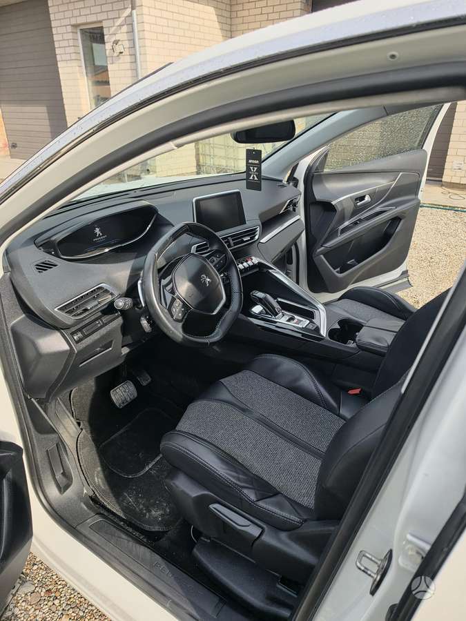 Peugeot 3008 - 8