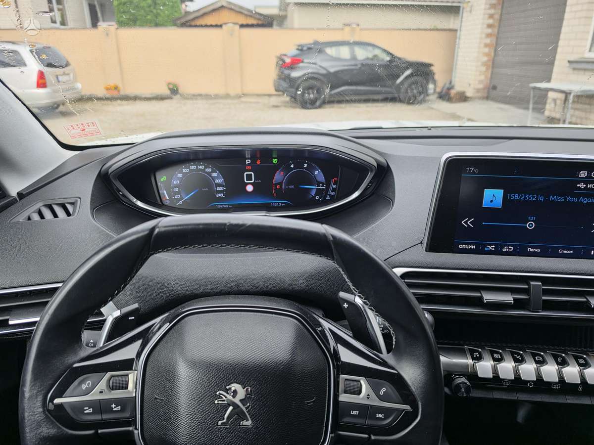 Peugeot 3008 - 9