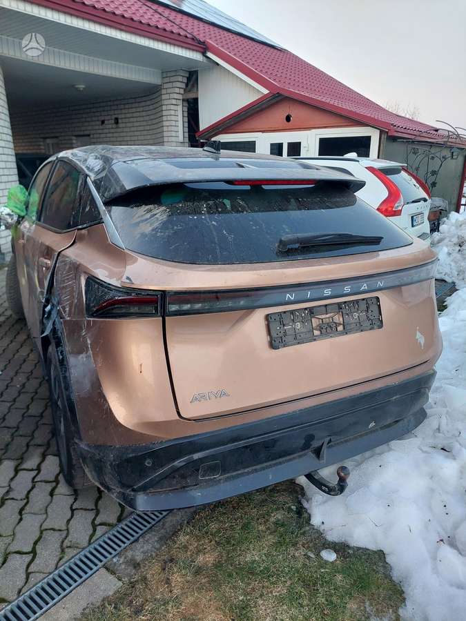 Nissan ARIYA