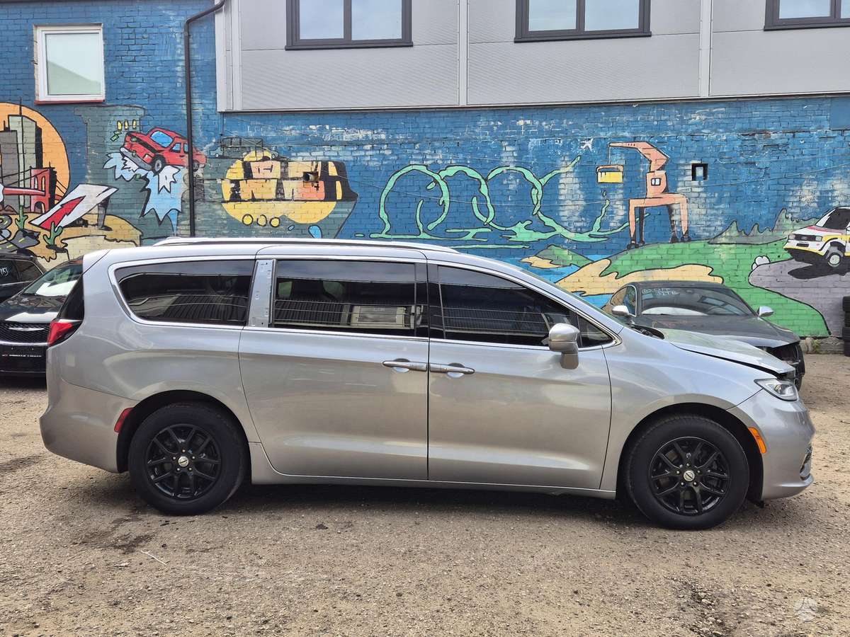 Chrysler Pacifica, 3.6 l., Минивэн