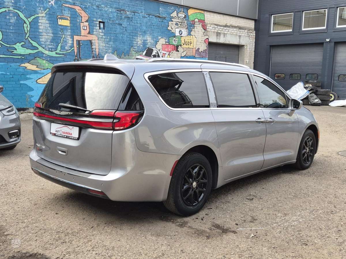 Chrysler Pacifica, 3.6 l., Минивэн