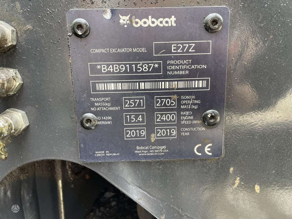 Bobcat E27Z, mini excavator