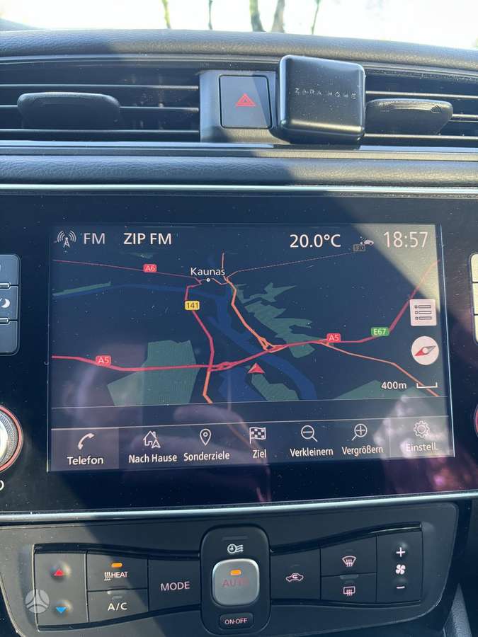 Nissan Leaf, 40 kWh, hatchback