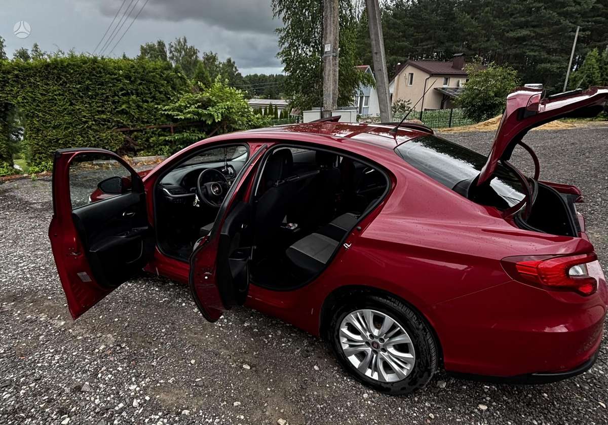 Fiat Tipo, 1.4 l., sedanas
