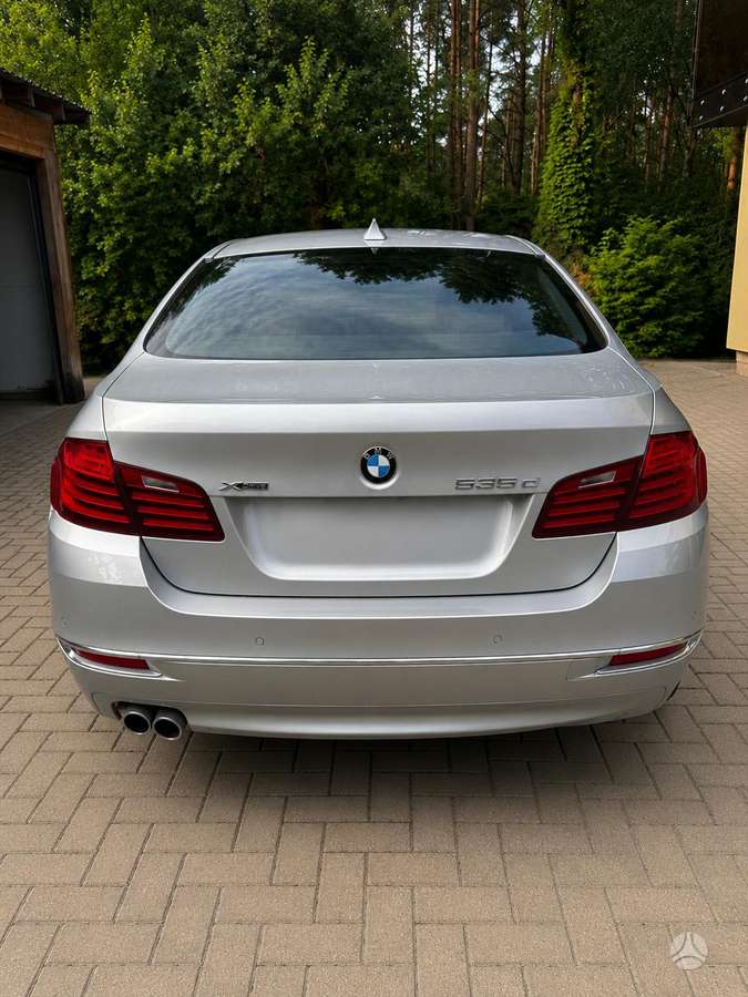 BMW 535, 3.0 l., Седан