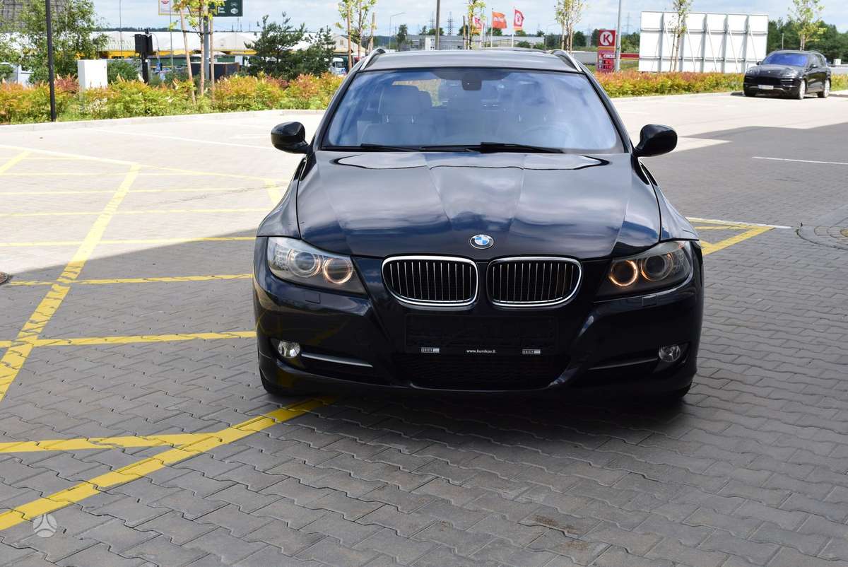 BMW 320, 2.0 l., Универсал