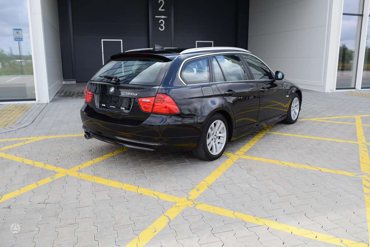 BMW 320, 2.0 l., Универсал