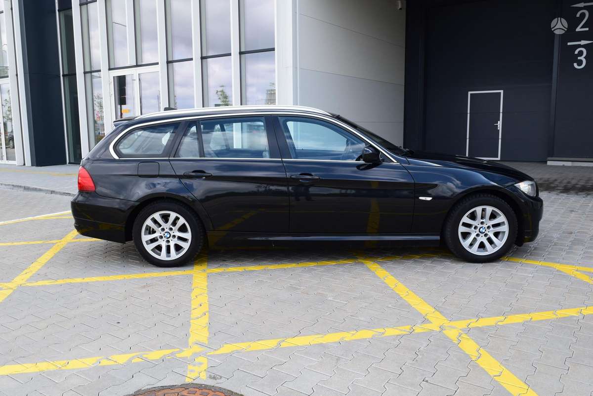BMW 320, 2.0 l., wagon