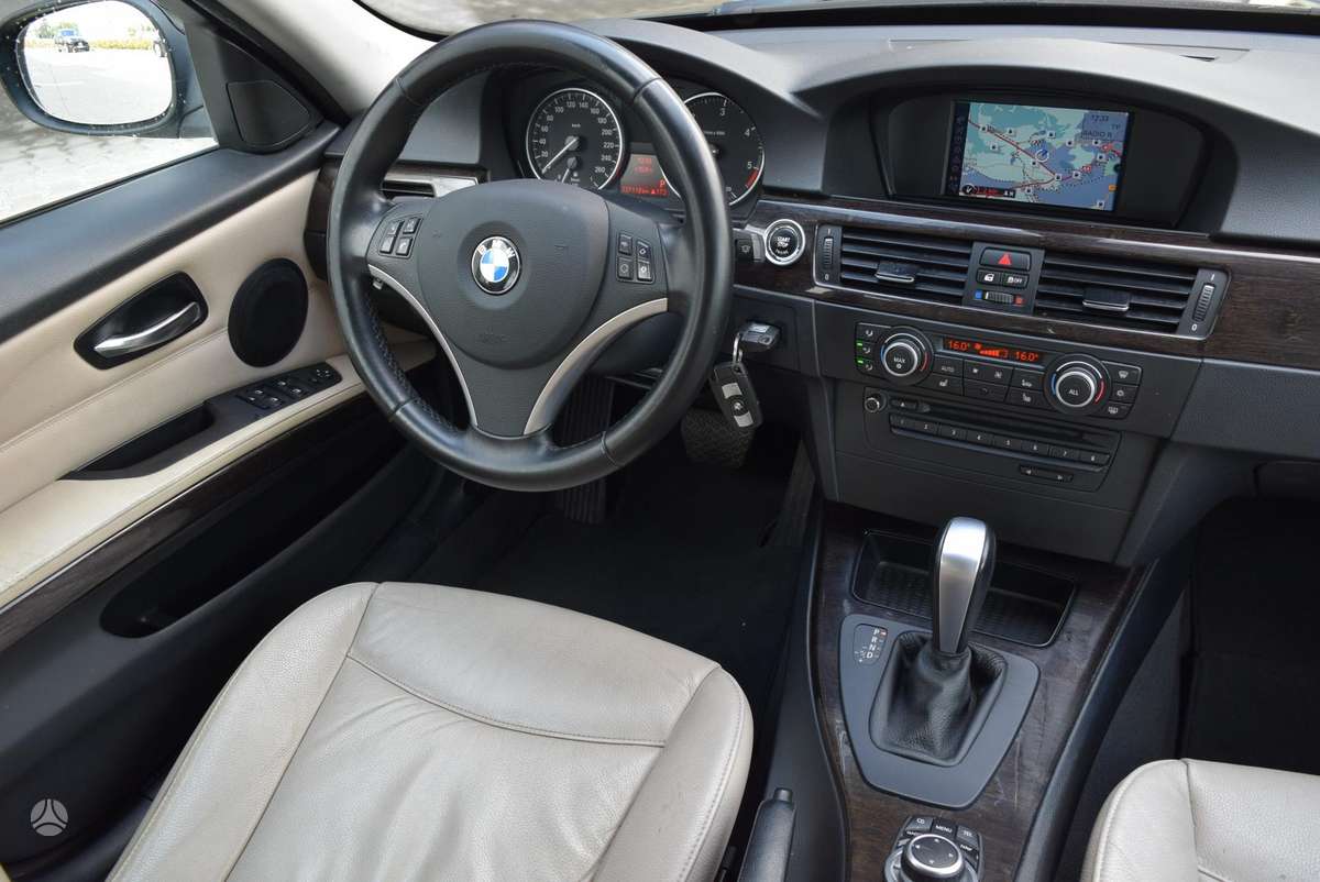 BMW 320, 2.0 l., Универсал