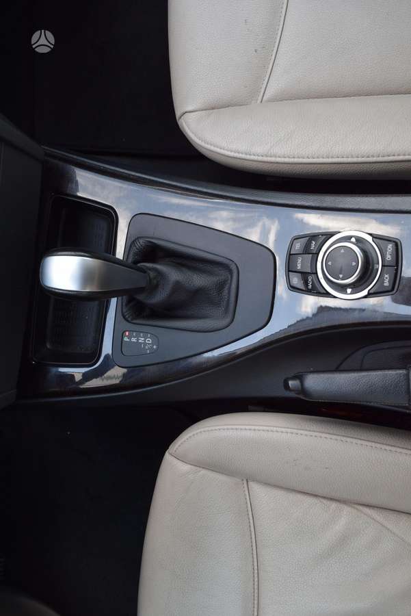 BMW 320, 2.0 l., wagon