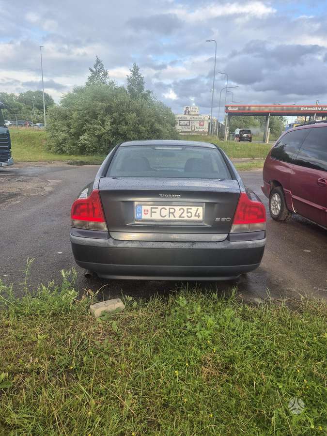 Volvo S60, 2.4 l., Седан