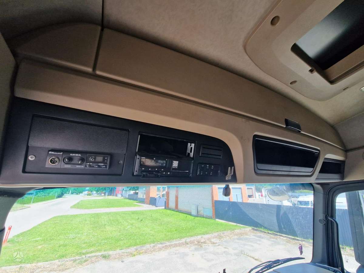 Mercedes-Benz Actros 1842, double sleeper