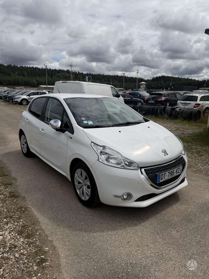 Peugeot 208, 1.2 l., Хэтчбек