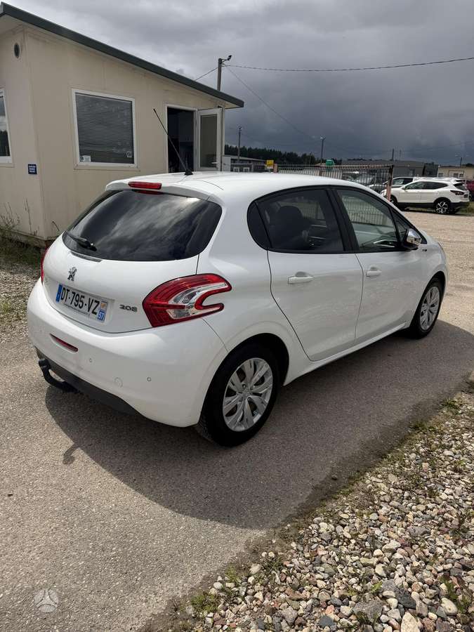 Peugeot 208, 1.2 l., Хэтчбек