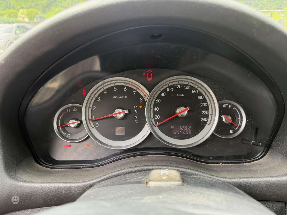 Subaru Outback, Универсал