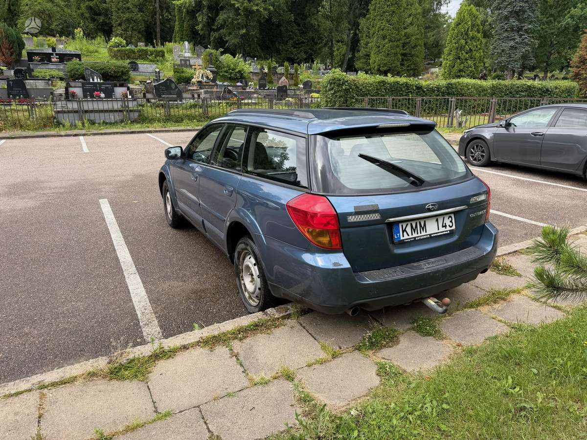 Subaru Outback, Универсал