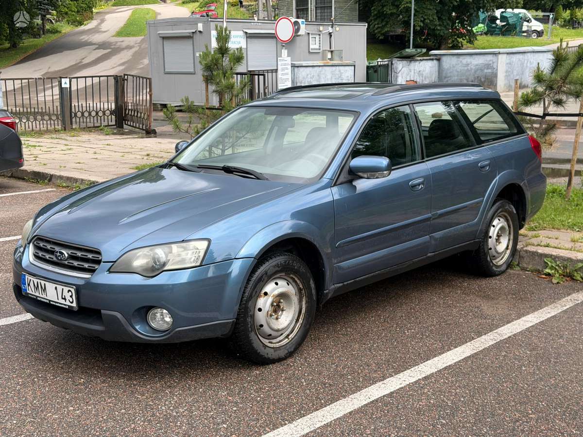 Subaru Outback, Универсал