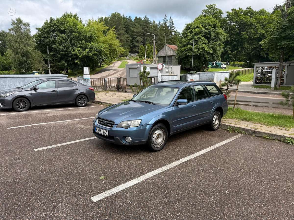 Subaru Outback, Универсал