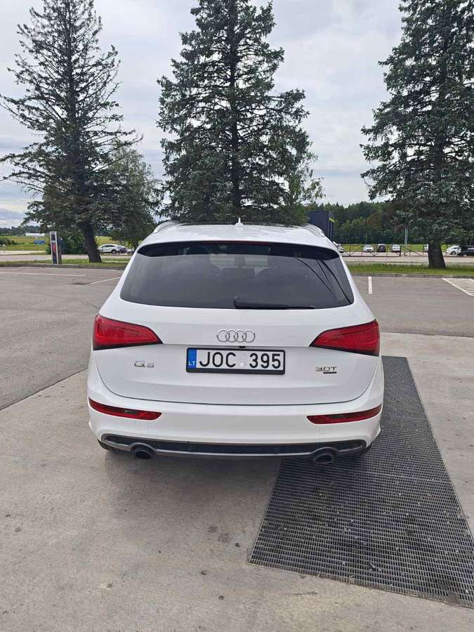 Audi Q5, 3.0 l., Внедорожник / Кроссовер
