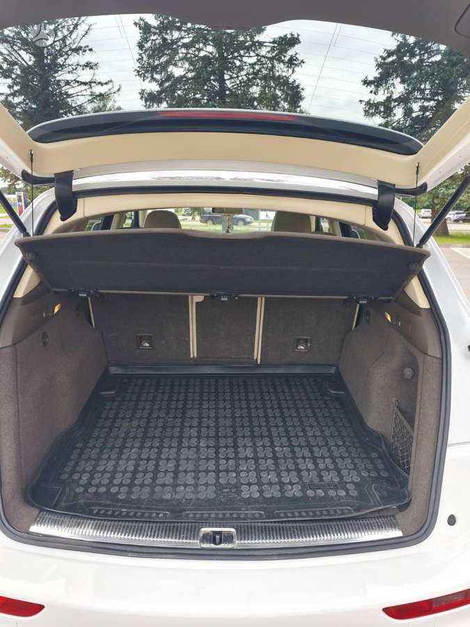 Audi Q5, 3.0 l., Внедорожник / Кроссовер