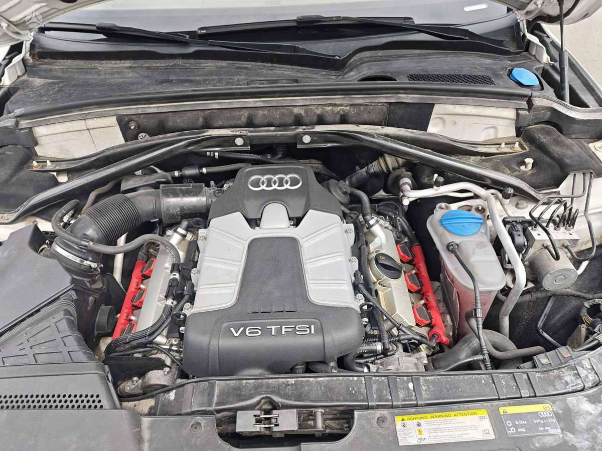 Audi Q5, 3.0 l., Внедорожник / Кроссовер