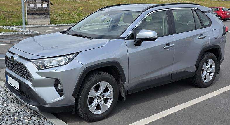 Toyota RAV4 - 1