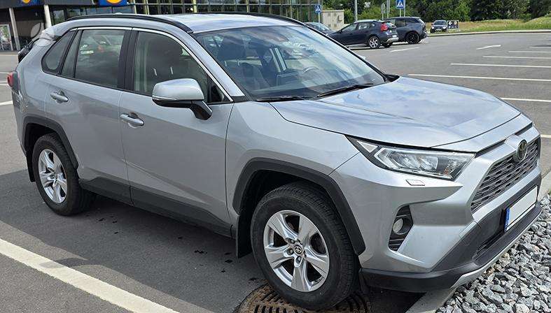 Toyota RAV4 - 2