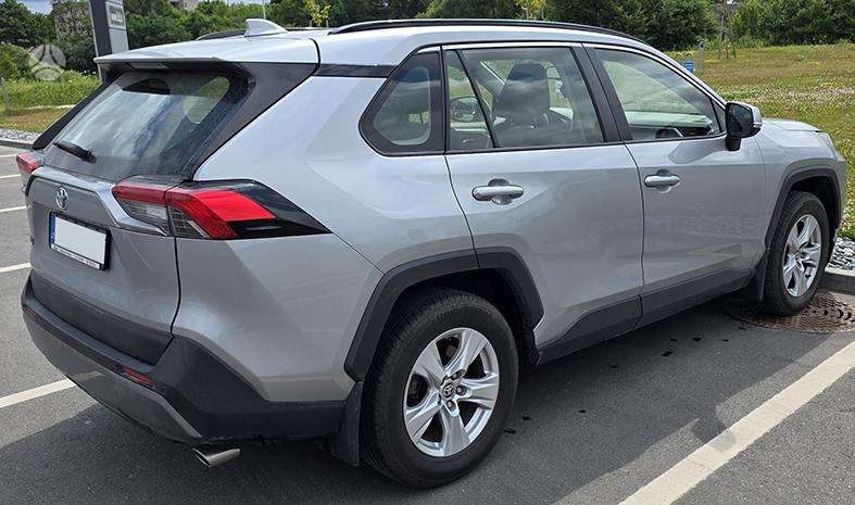 Toyota RAV4 - 3