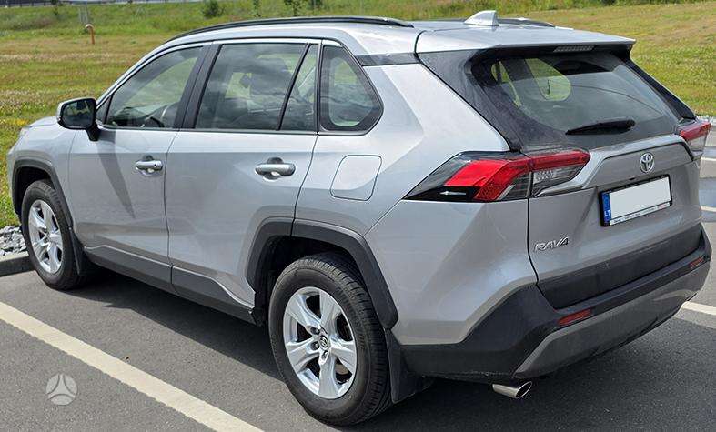 Toyota RAV4 - 4