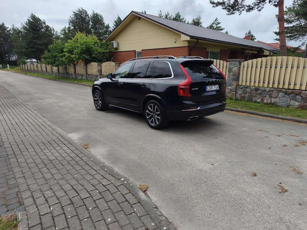 Volvo XC90 - 3