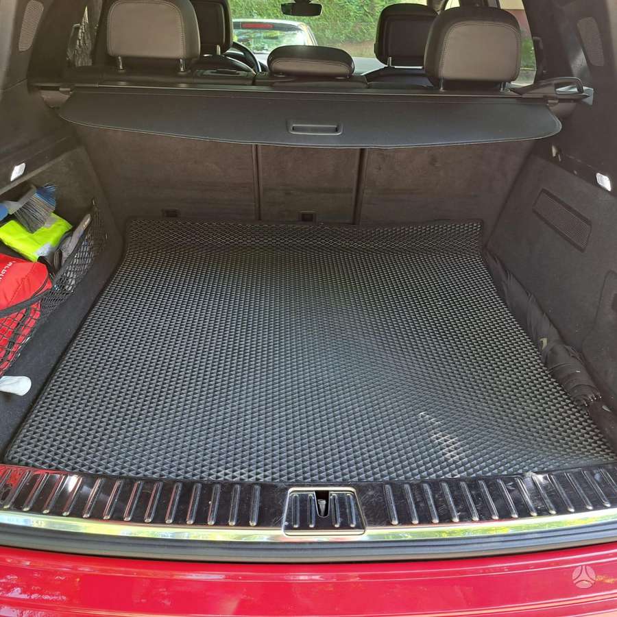 Porsche Cayenne - 11