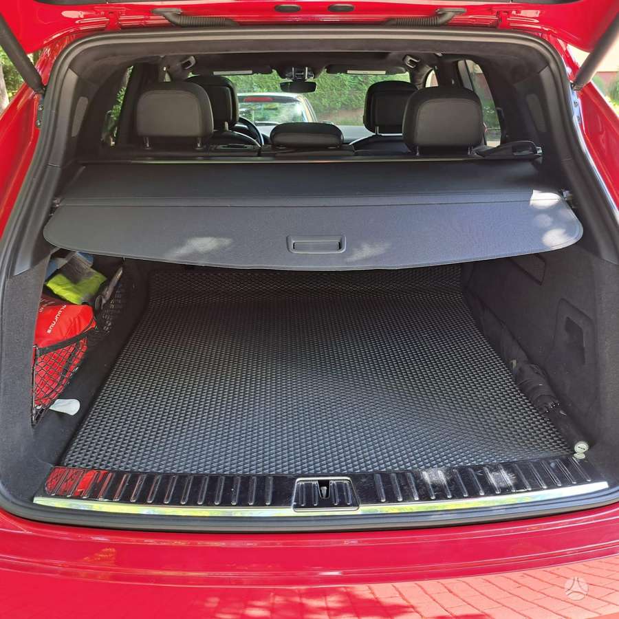 Porsche Cayenne - 12