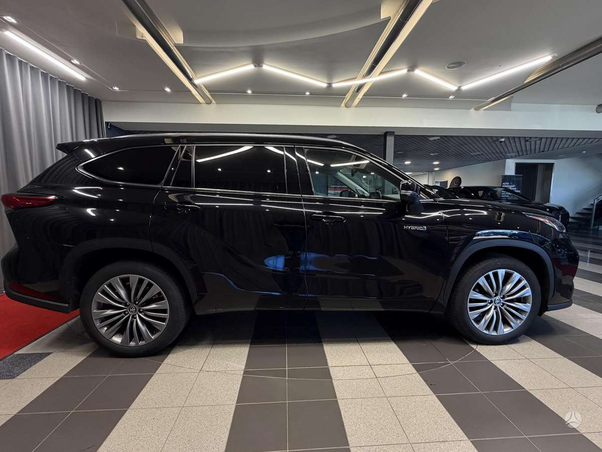 Toyota Highlander - 4