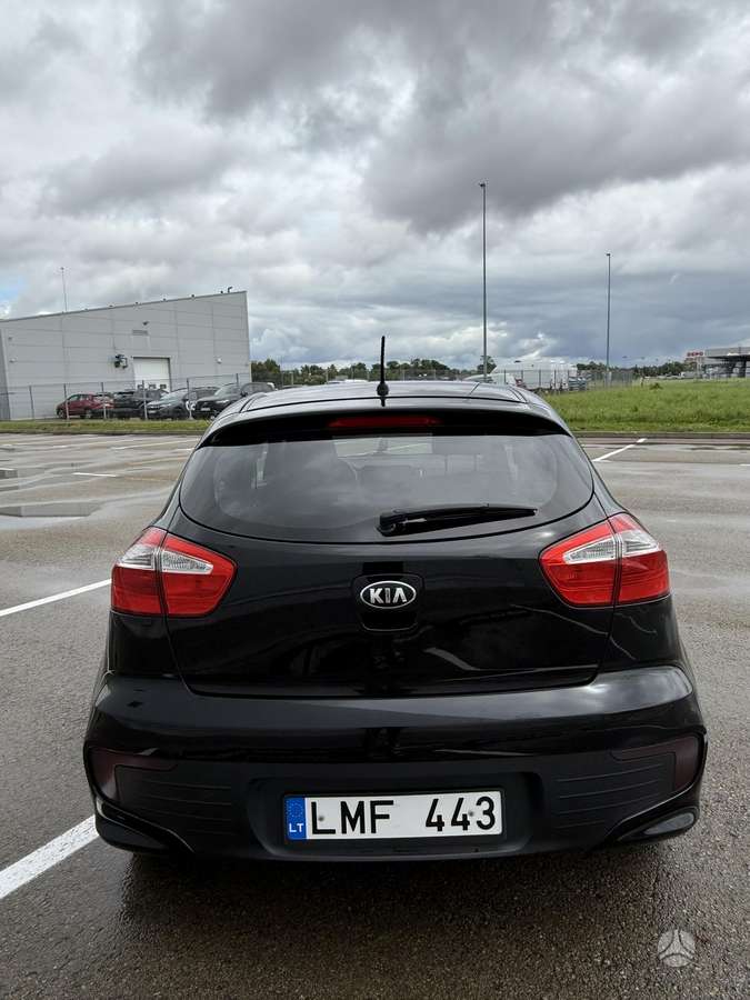Kia Rio, 1.3 l., Хэтчбек