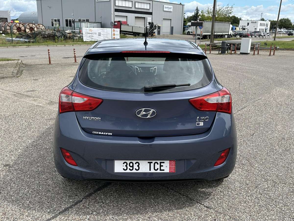 Hyundai i30, 1.6 l., hatchback