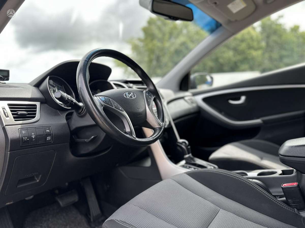 Hyundai i30, 1.6 l., hatchback